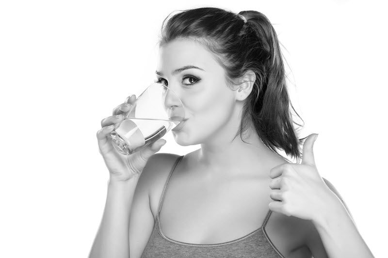 Drinking water for skin detox